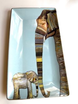 Elephant ceramic trinket serving dish by artist Eli Halpin measurements in photos