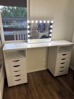Makeup Vanity Table