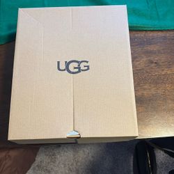BRAND NEW UGGS!!!!