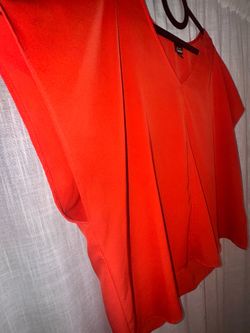 Simply Emma Coral V-Neck Women's Top