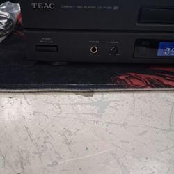 CD Player And MP3 Player 