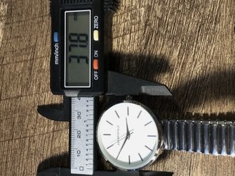 Aeropostale Women's Watch Silver Tone White Dial Minimalist New