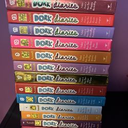 Dork Diares lot 1 - 13 children’s book series