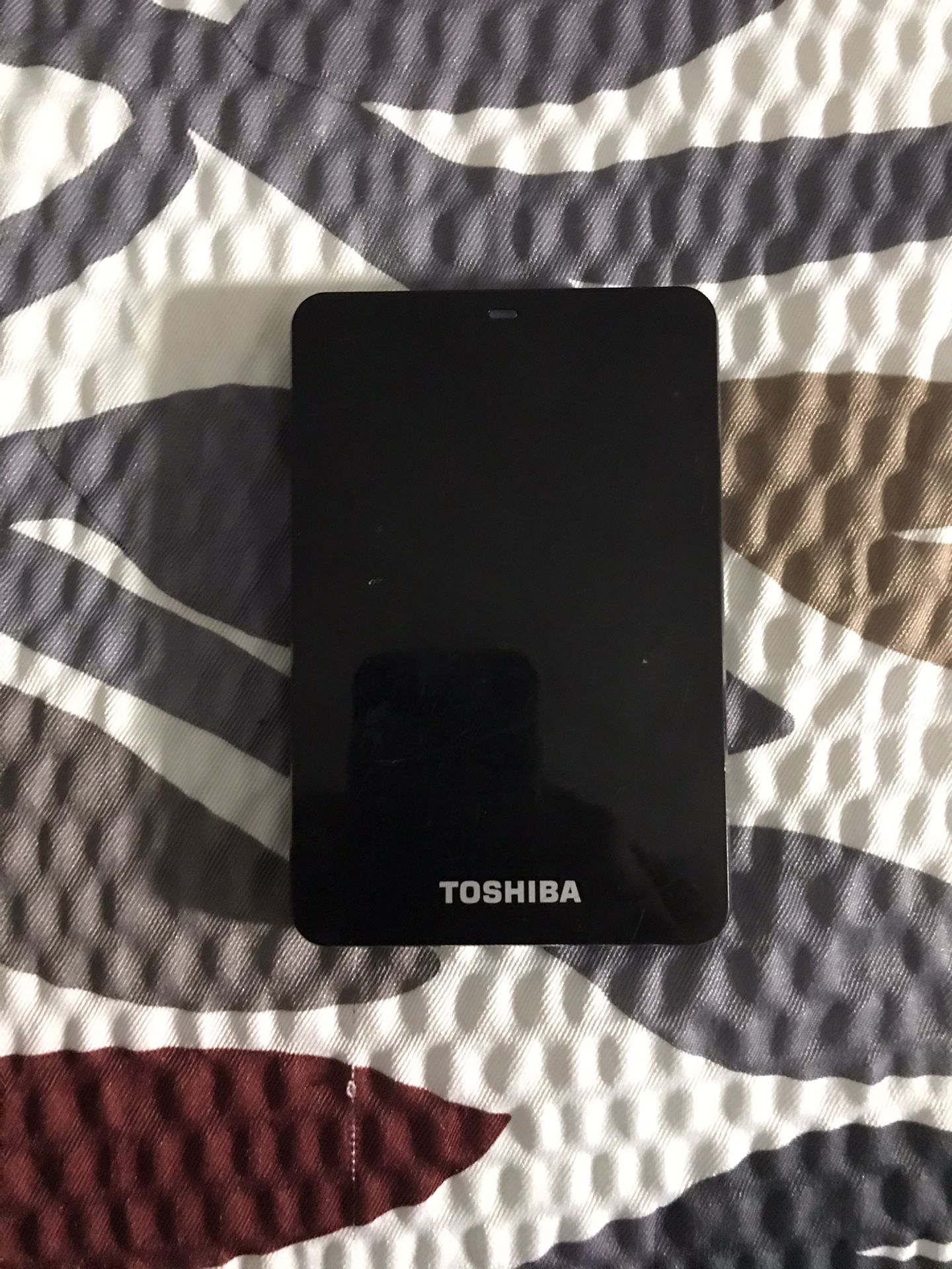TOSHIBA 1TB USB 3.0 EXTERNAL HARD DRIVE