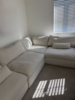 Sectional couch