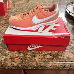 Nike Cortez – Women’s Size 8 / Youth 6.5Y – Brand New 