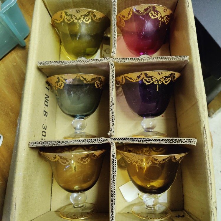 6 desert/compote bowls