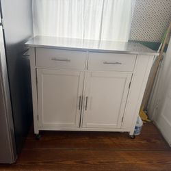 Kitchen Cabinet 