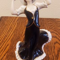 Royal DUX Bohemia PORCELAIN Dancer