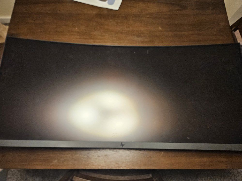 Monitor: HP Z38c 37.5-in Curved