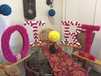 Beautiful flowers letters any size any color 😍😍