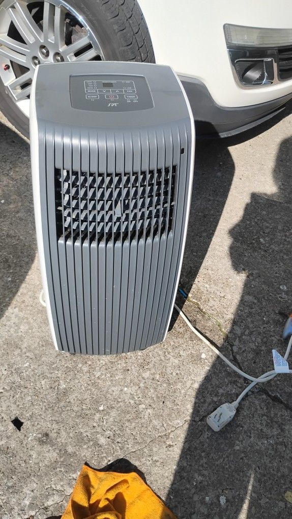 8000 BTU Portable Air Conditioner