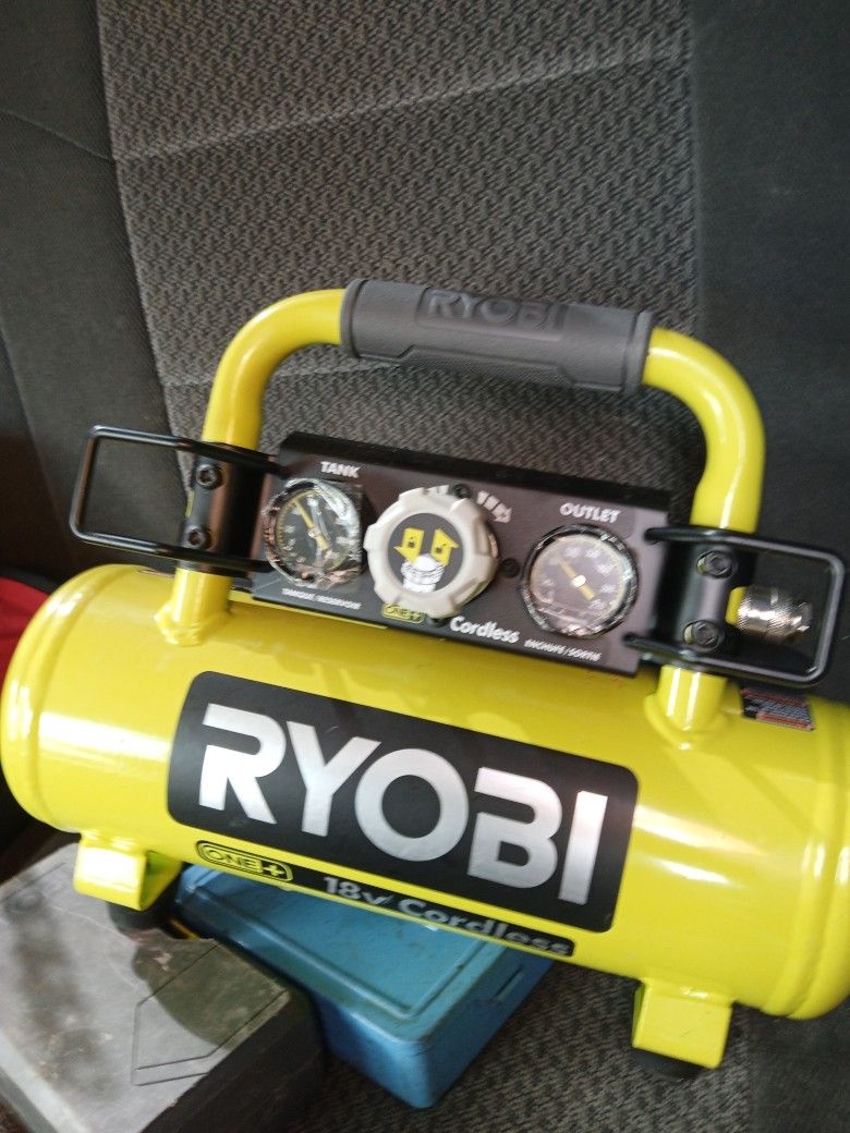 Cordless Ryobi Compressor Like New