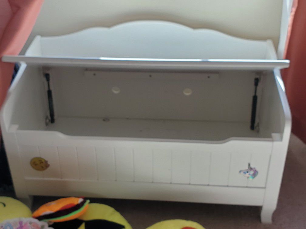 Kids storage box for toys, books, shoes