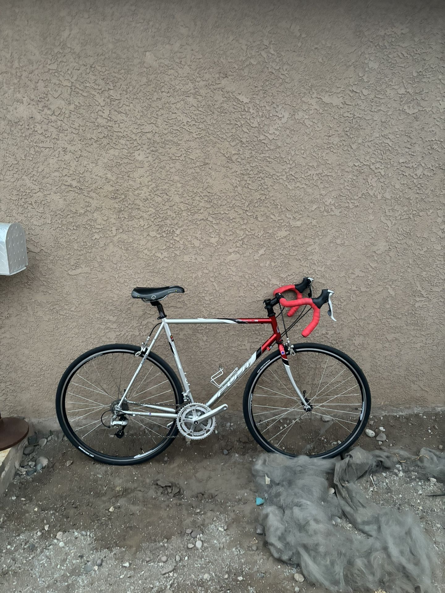 Fuji Road Bike 58cm/Large