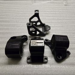 Innovative motor mounts