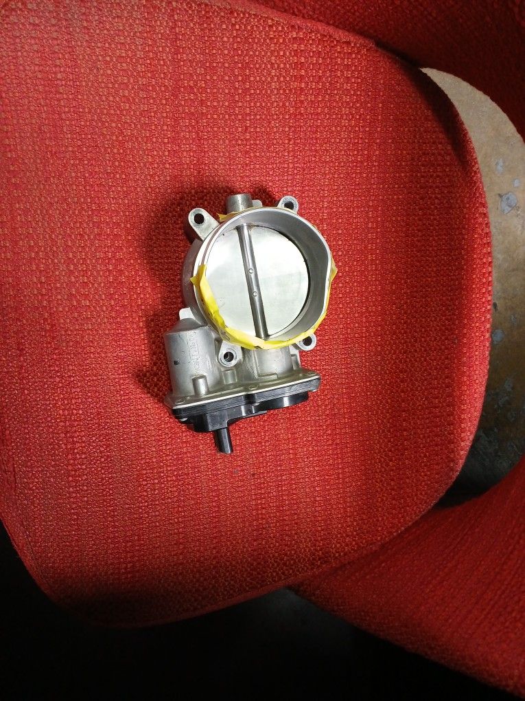 2015-21 Ford Mustang Throttle Body 
