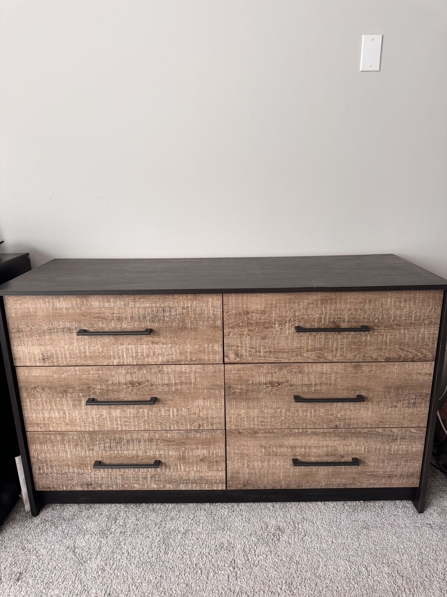 Londen 6 - Drawer Dresser by South Shore