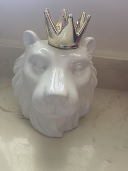 Crown Lion Head 