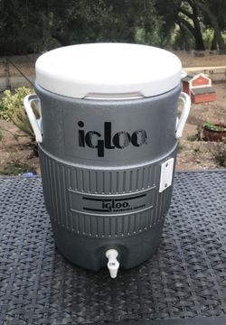 IGLOO Cooler