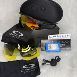 Polarized Oakleys Radar 