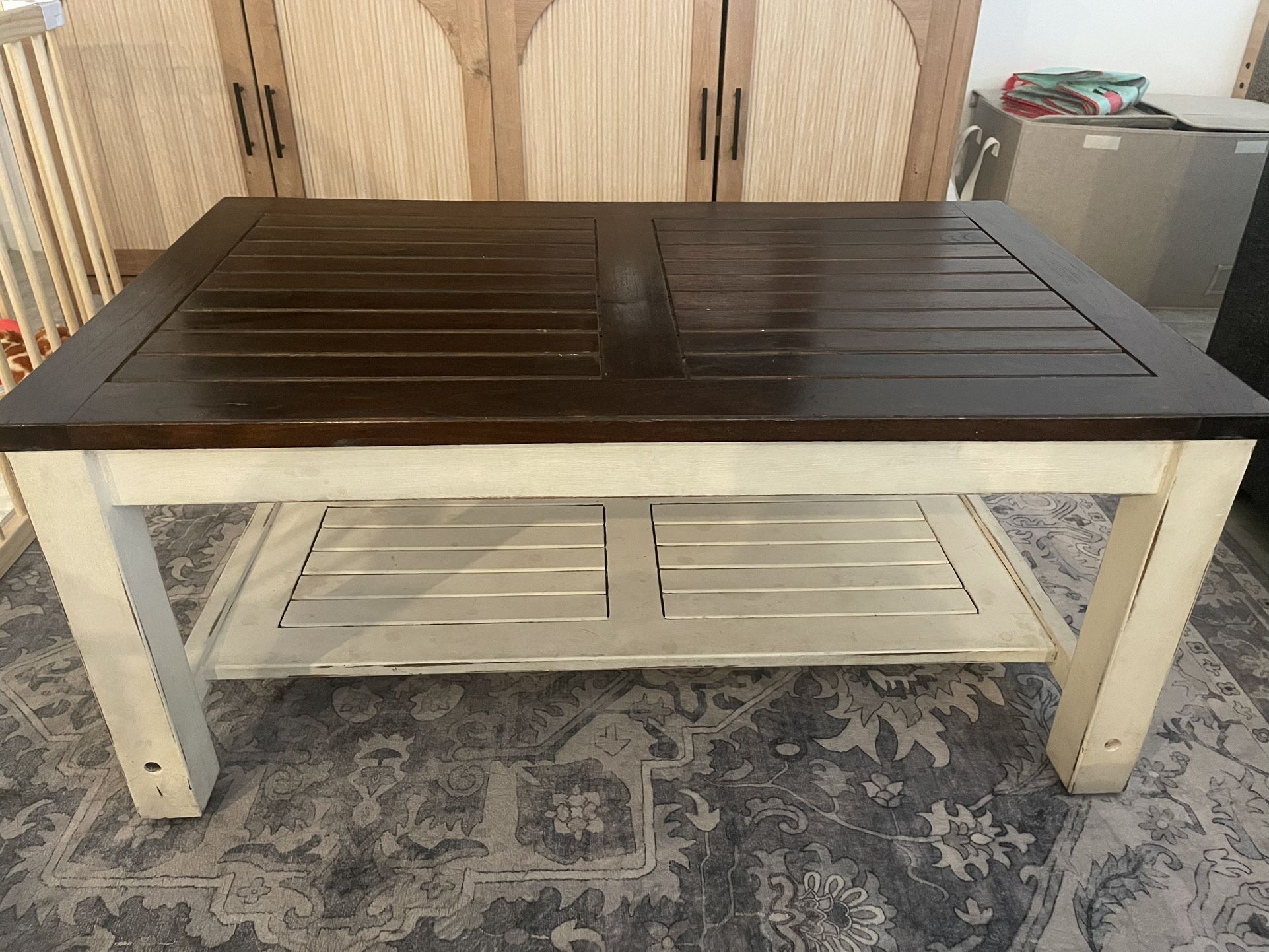 Farmhouse Style Coffee Table 