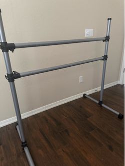 adjustable ballet/workout barre