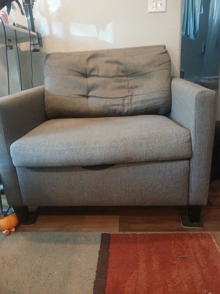 Crate And Barrel Love Seat