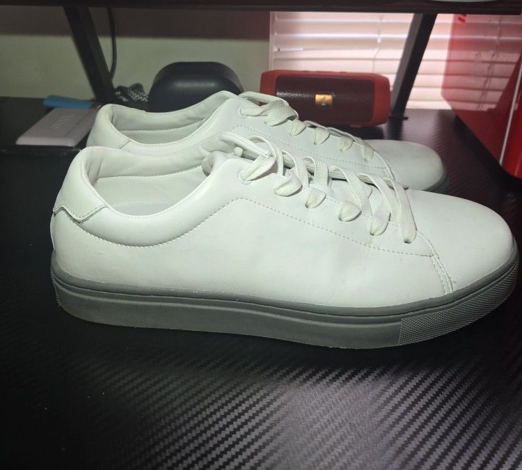 Perry Ellis Men’s Size 11 Casual Shoes White and grey Portfolio Collection