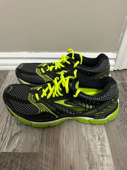 Men’s brooks shoes size 8.5