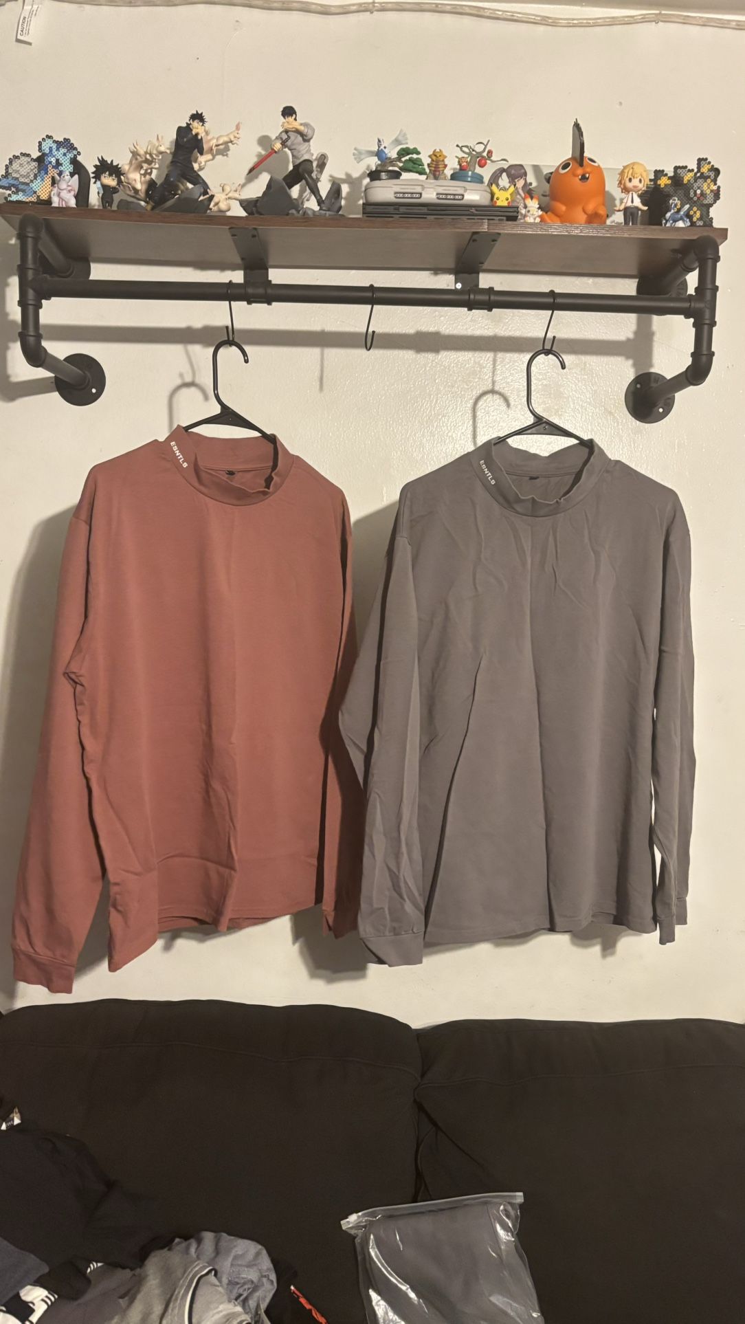 Mock Neck Long Sleeve ESNTLS Pair Of Shirts Size Large
