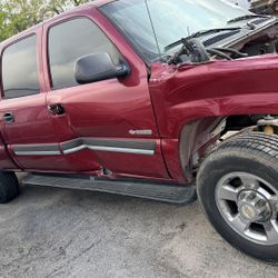 2004 Chevrolet 2500 Parts For Sale 