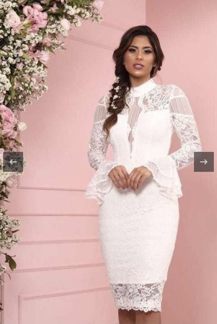 Wedding dress with lace long sleeve - size M - never worn