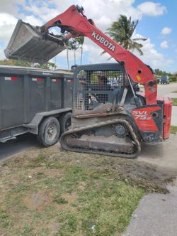 Bobcat Excavadora Volteó 