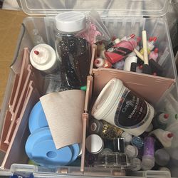 Craft bin everything pictured included