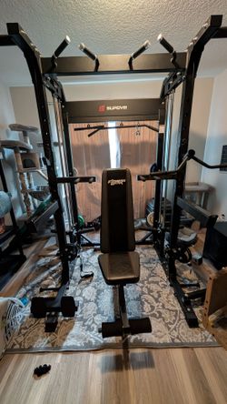 Home gym power rack