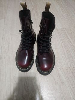 Dr Martens V Jadon ll Cherry Boots Size US 5M/6L