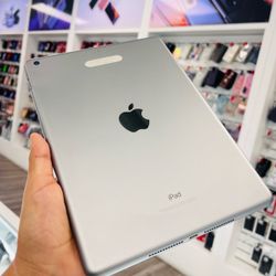 iPad 6th gen 32GB WiFi