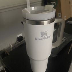 40 OZ Pure white Stanly Cup