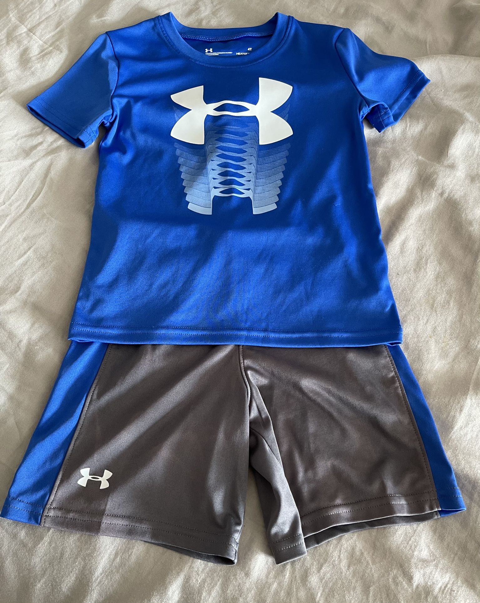 Boys Under Armour 2pc Shorts & T-shirt Set 4T