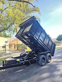 HEAVY DUTY 8 LUGS TIRES 14x8x4-12x8x4 SCISSORS HOIST SYSTEM CAPACITY 7 TON,SET RAMPS,ROLLING TARP,SPARE TIRE, 4 WHEELS ELECTRIC BRAKES, LED LIGHTS,ADJ