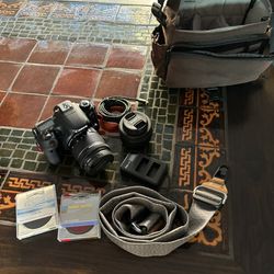 Canon EOS 77D W Two Lenses +++