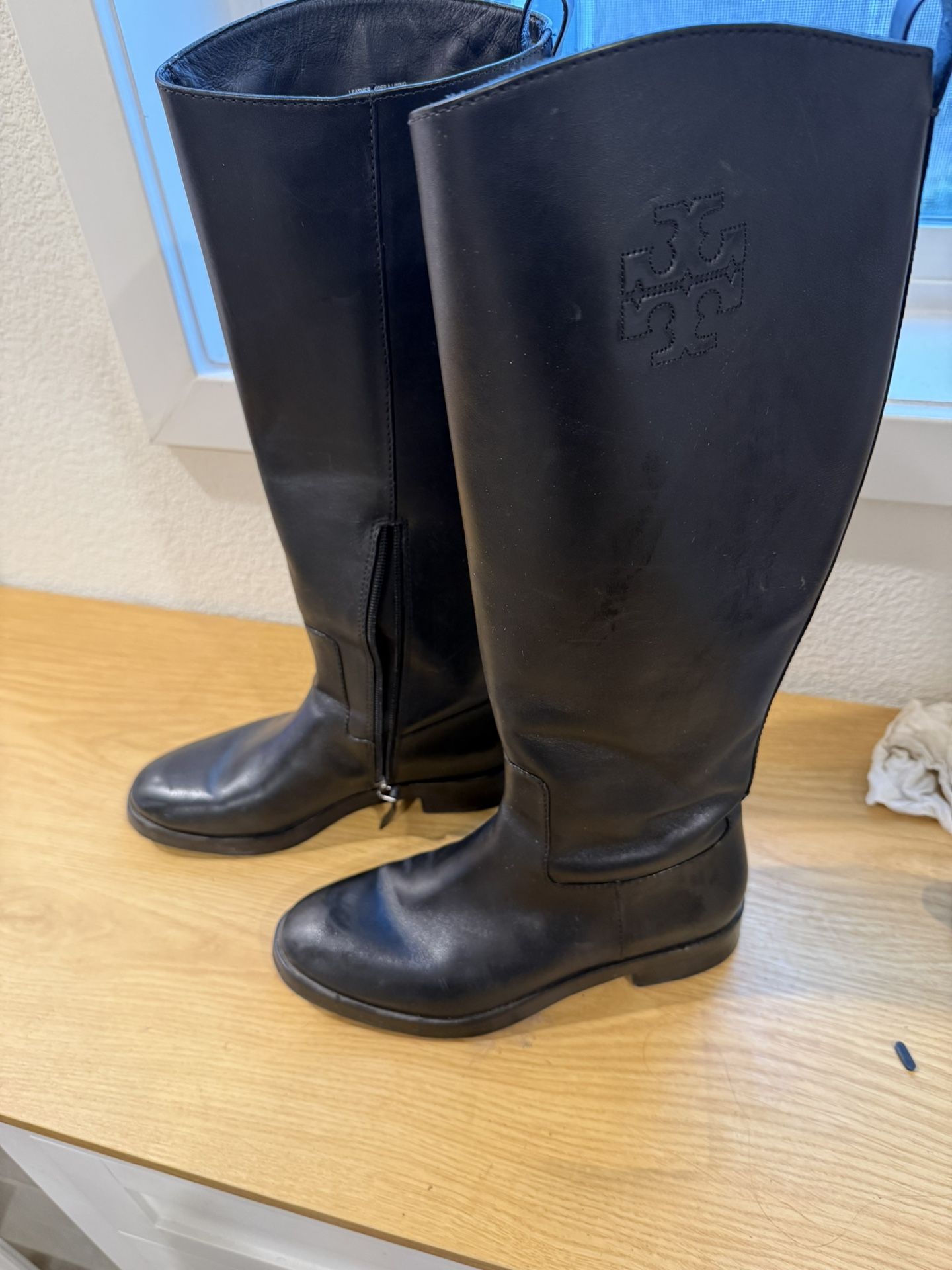 Tory Burch Women’s Riding Boots Size 7