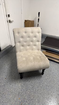 Tufted Accent Chair - Cream Linen upholstery