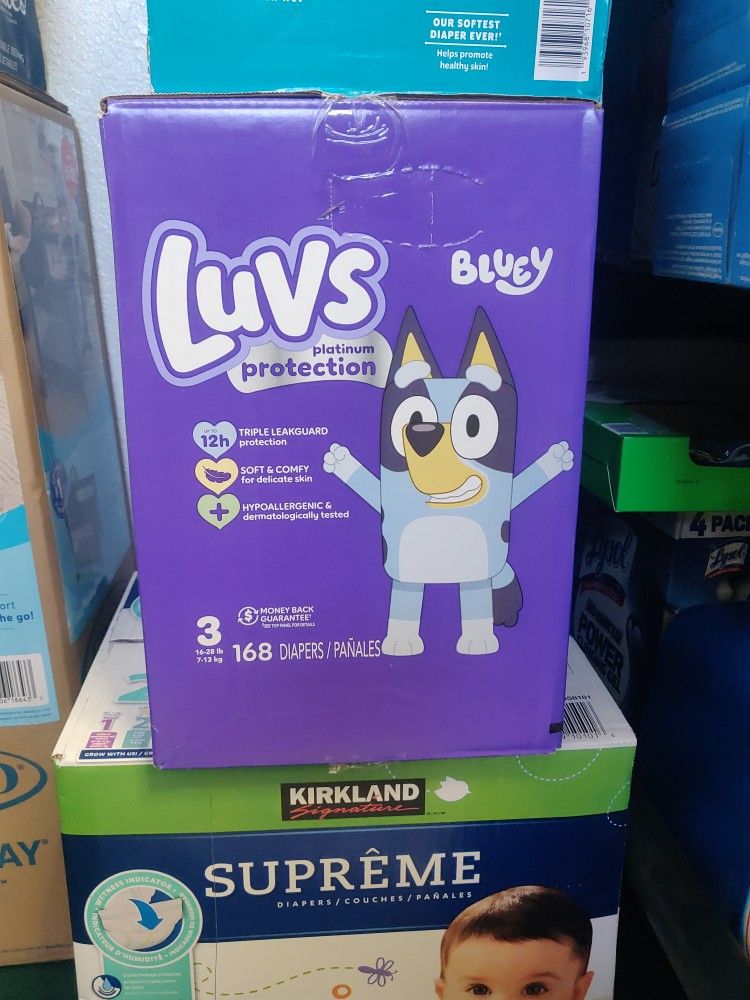 Luv  Size 3 168 Diapers 