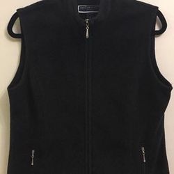 Karen Scott Zeroproof Fleece Vest- Black
