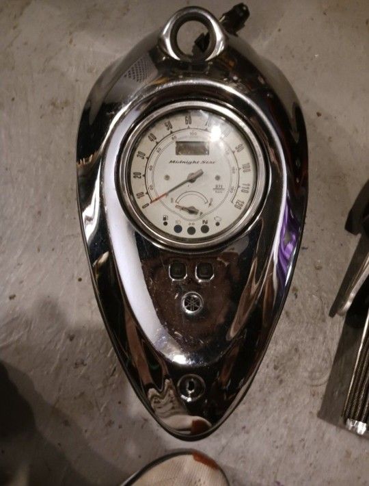 Yamaha Road Star Gauge Cluster