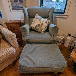 Corner Chair With Foot Stool