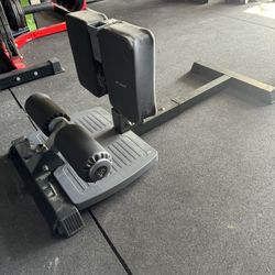 Sissy Squat Back Extension 