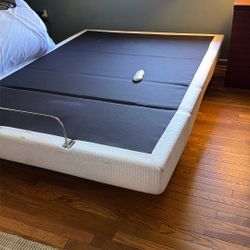 Rize Adjustable Queen Bed With Remote 